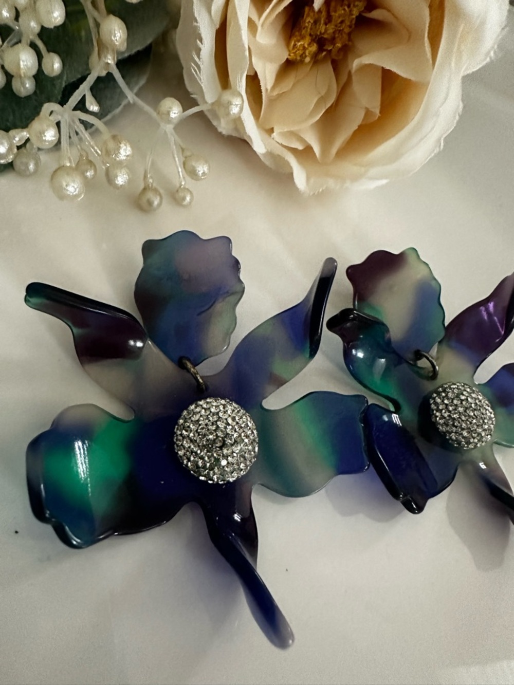 Lele Sadoughi Crystal Lily Earrings - Picture 7 of 14